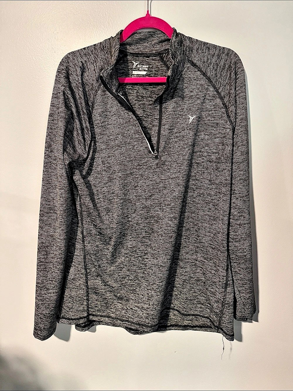 Old Navy Active Go-Dry Half-Zip Pullover Black & White XL